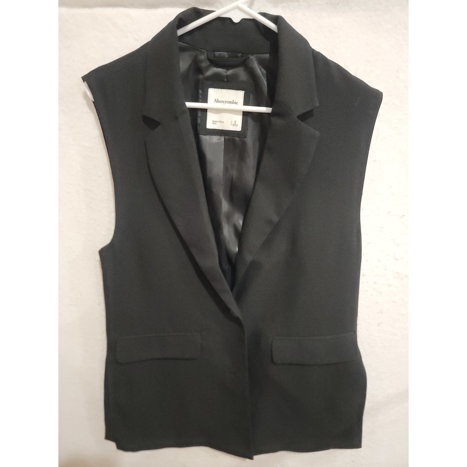 Abercrombie & Fitch Womens Small Black Sleeveless Blazer Vest Office Siren Chic